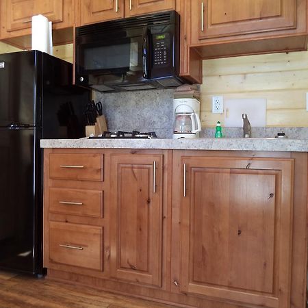 Palm Springs Camping Resort Cabin 3 パーム・デザート エクステリア 写真