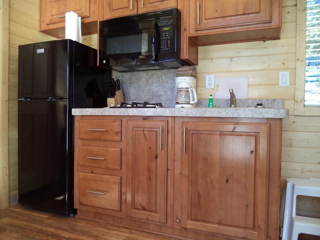 Palm Springs Camping Resort Cabin 3 パーム・デザート エクステリア 写真