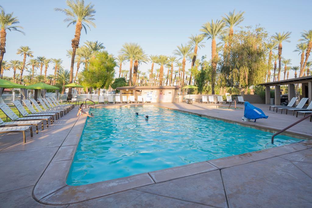 Palm Springs Camping Resort Cabin 3 パーム・デザート エクステリア 写真