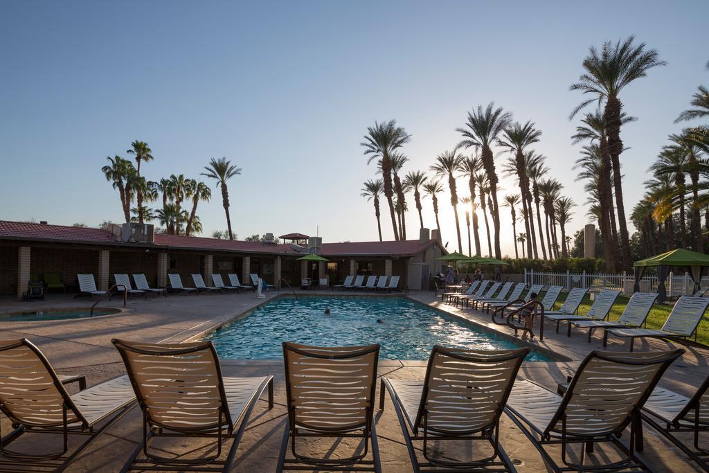 Palm Springs Camping Resort Cabin 3 パーム・デザート エクステリア 写真