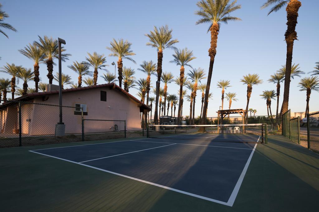 Palm Springs Camping Resort Cabin 3 パーム・デザート エクステリア 写真